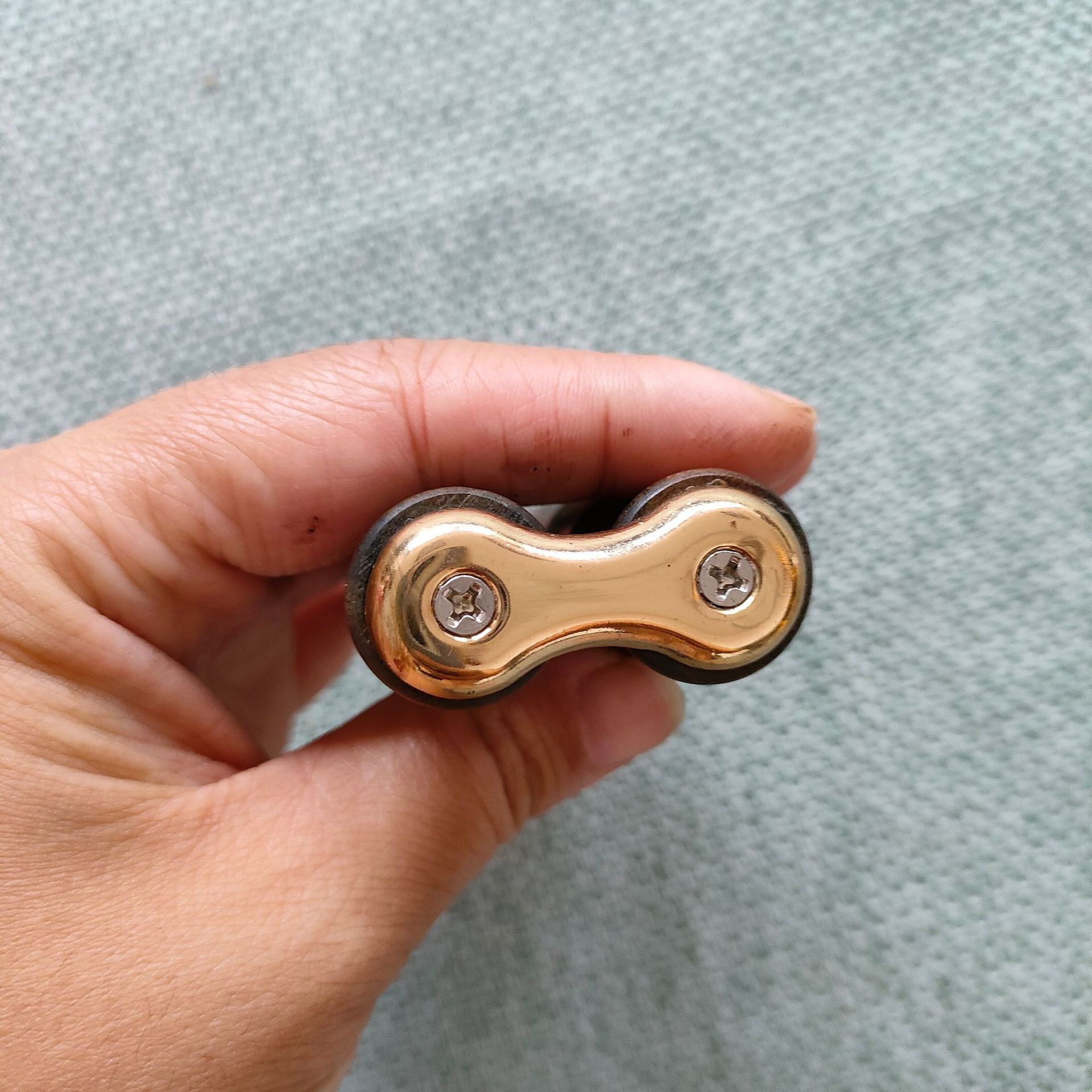 阿根廷绿檀滚轮按器现货实木手把件锻炼手部灵活性手部按器