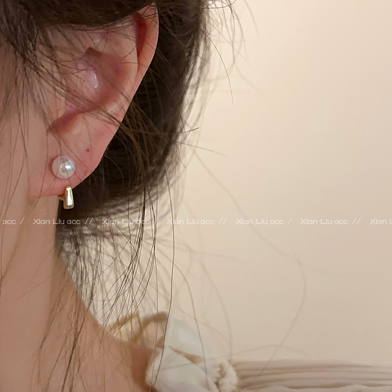 珍珠耳钉女小众设计感耳环2024新款爆款高级感冷淡风个性独特耳饰