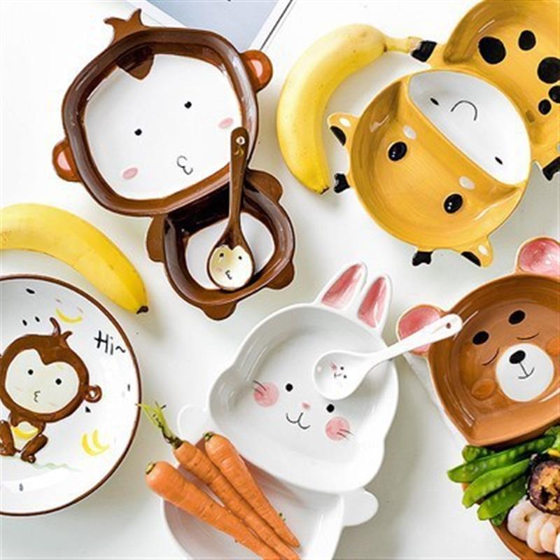 儿童卡通陶瓷餐具日式家用可爱动物早餐餐盘盘子分格宝宝创意套装