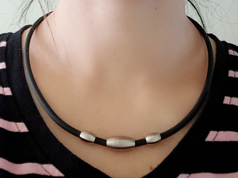TIZUN男女颈椎钛项圈保健能量硅胶运动时尚磁疗钛珠防辐射项链环