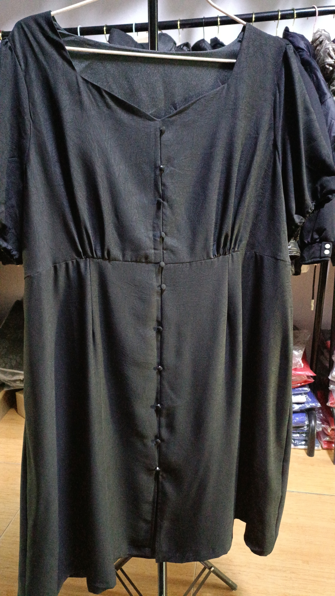 大码女装夏季短袖连衣裙暗花纹带里衬155-175斤