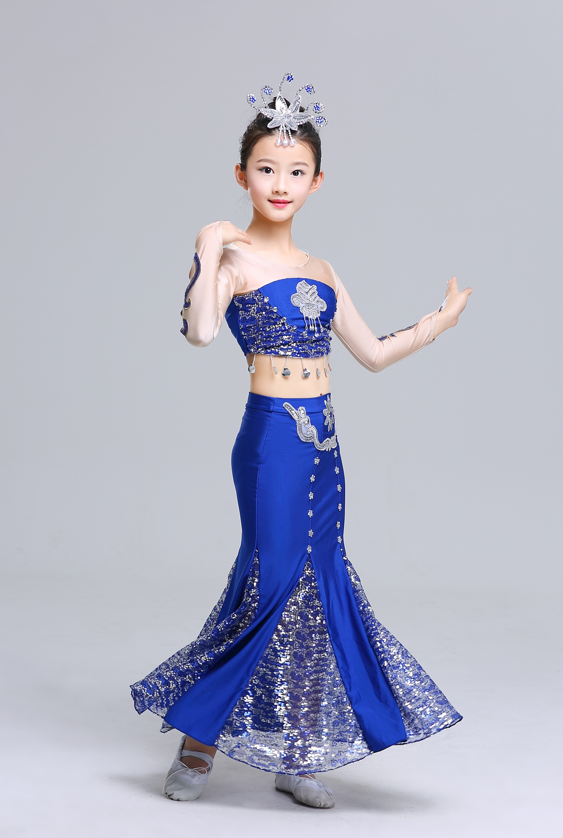 新款儿童傣族舞蹈服装表演孔雀舞滇南映少女童鱼尾裙民族演出服长